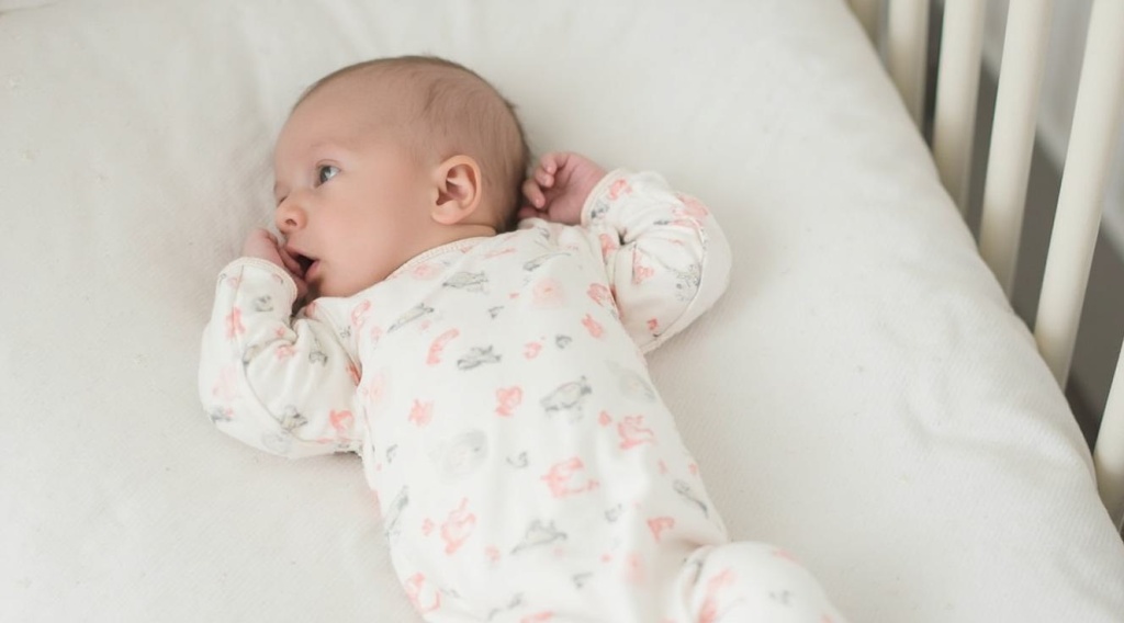 kak-vybrat-matras-dlya-novorozhdyonnogo-1